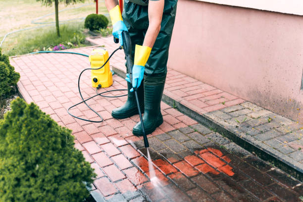 Professional Pressure Washing Services in Merriam Woods, MO